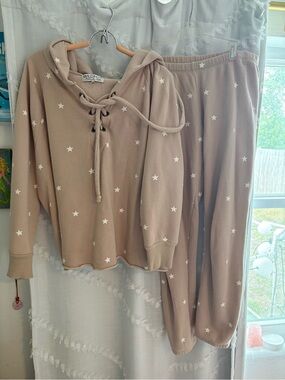 Wildfox Beige Lace-Up Star Hoodie Set